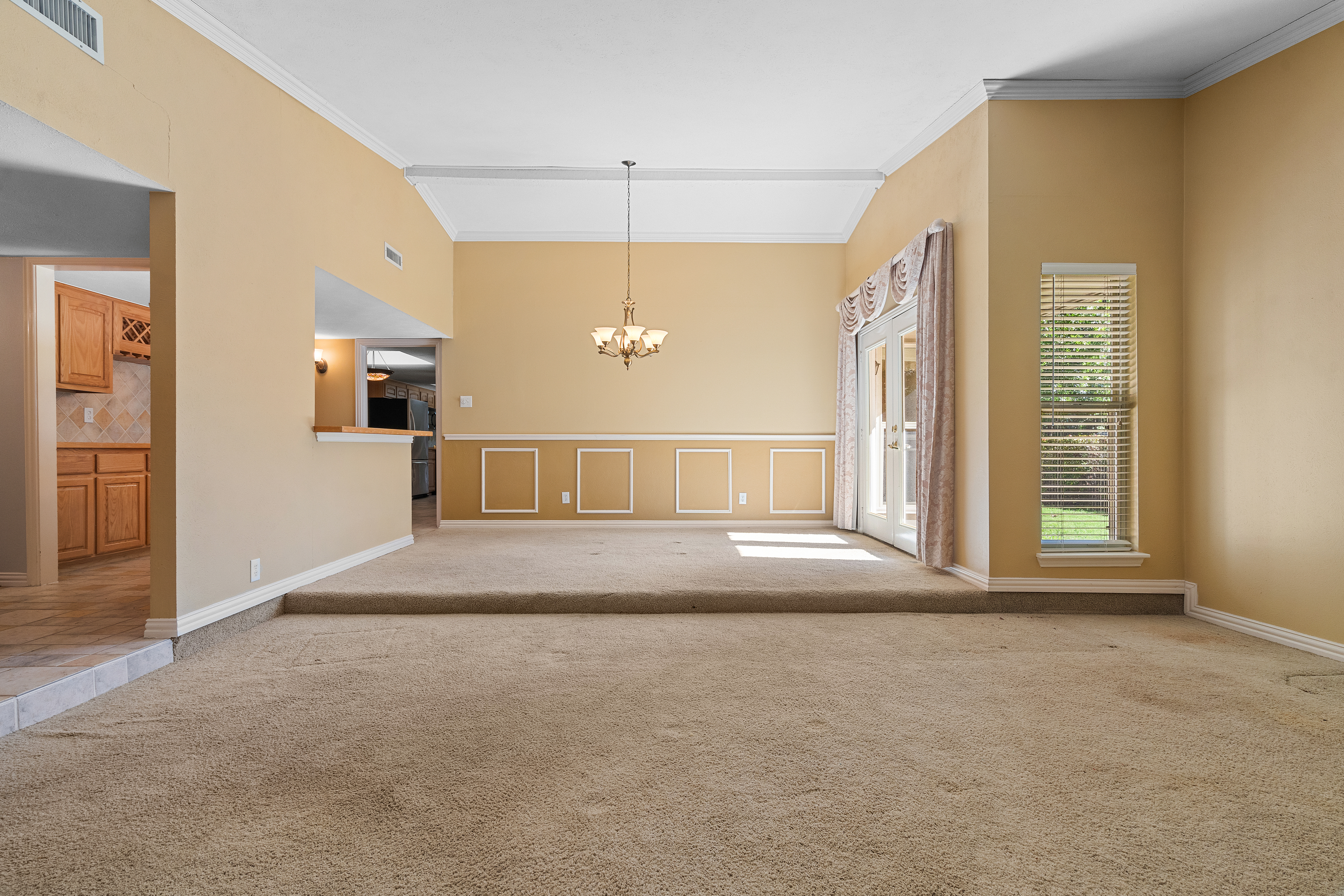 Full home renovation in Lakewood Dallas - before photo 3