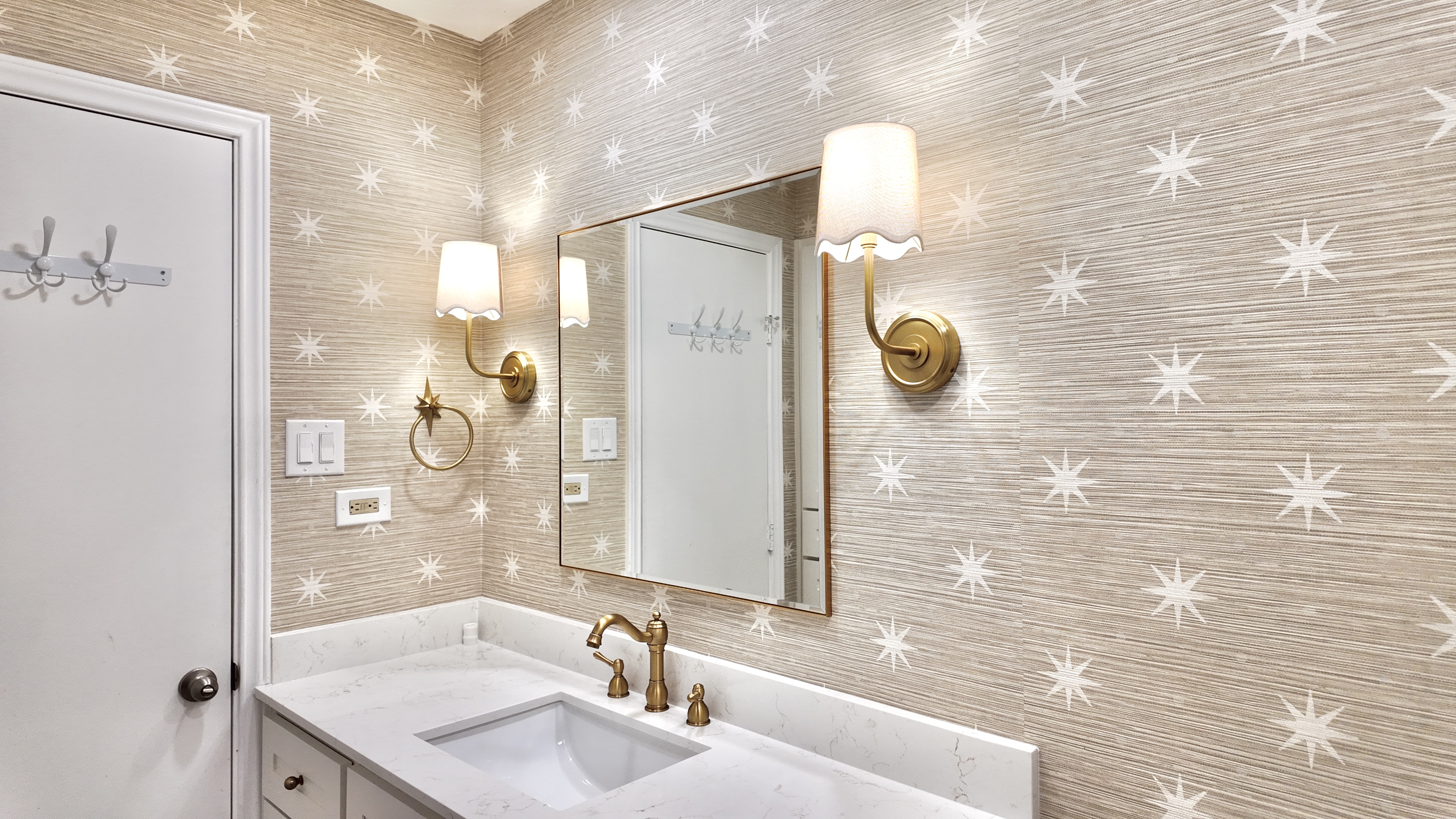 Guest bathroom remodel in Lakewood Dallas - gallery photo 4