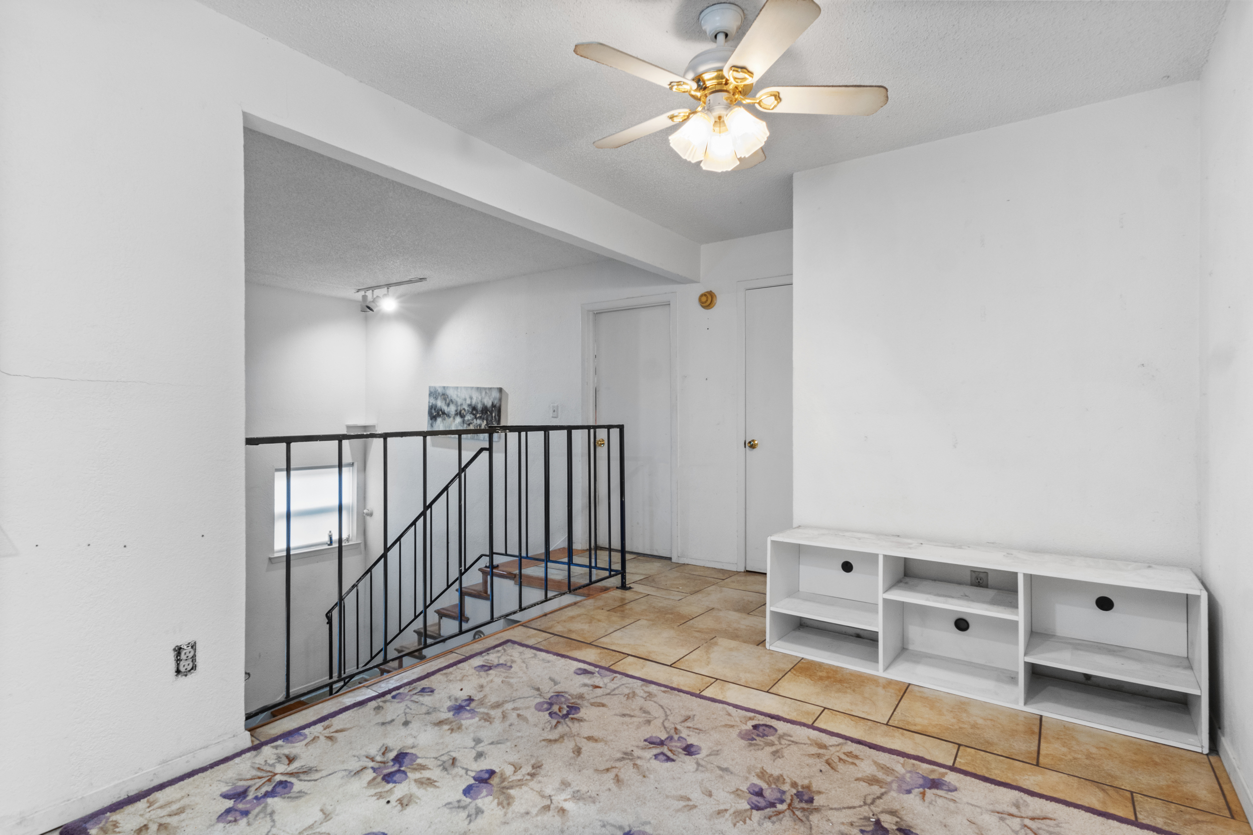 Second floor townhome renovation in Lakewood Dallas - before photo 3